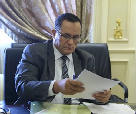 عمرو حمروش أمين اللجنة الدينية