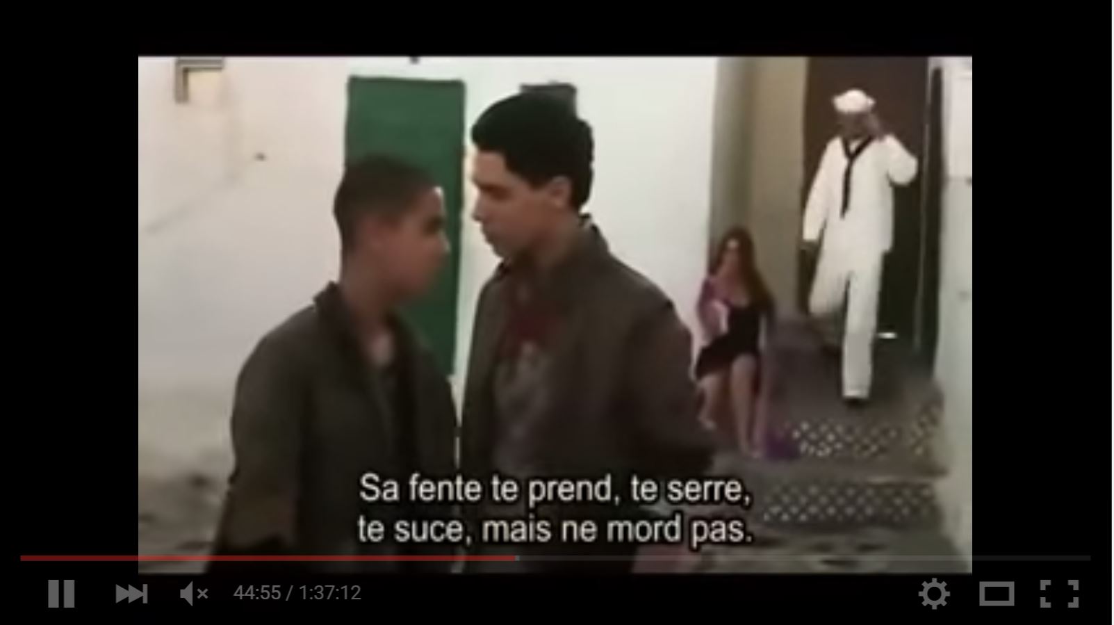 الخبز الحافي