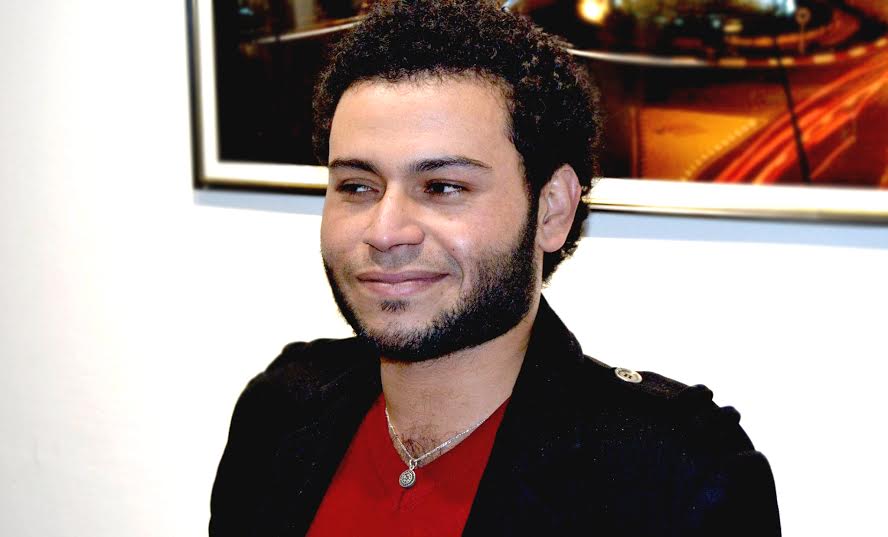 جدَّتِي الّتِي طوتْ فِراشَها، واختفتْ في الزِّحام. | سعيد غيدَّى
