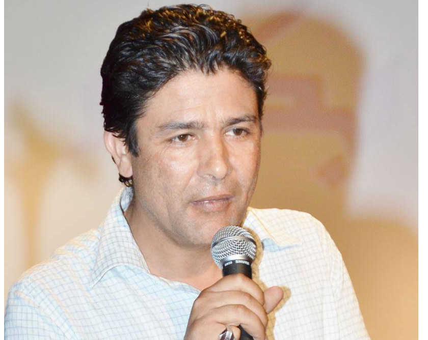 محمد بلمو: الشاعر هو العدو اللدود للانغلاق والانتماء الضيق