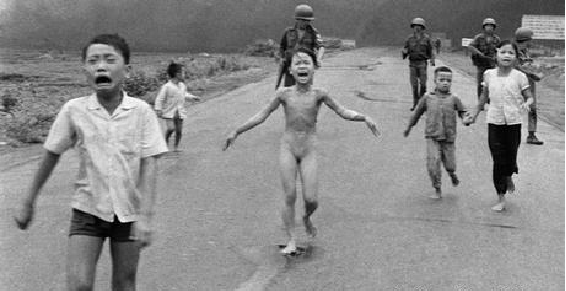 الصورة باعتبارها كذبا وزيفا: الإعلام الحربي نموذجا. | عزالدين بوركة